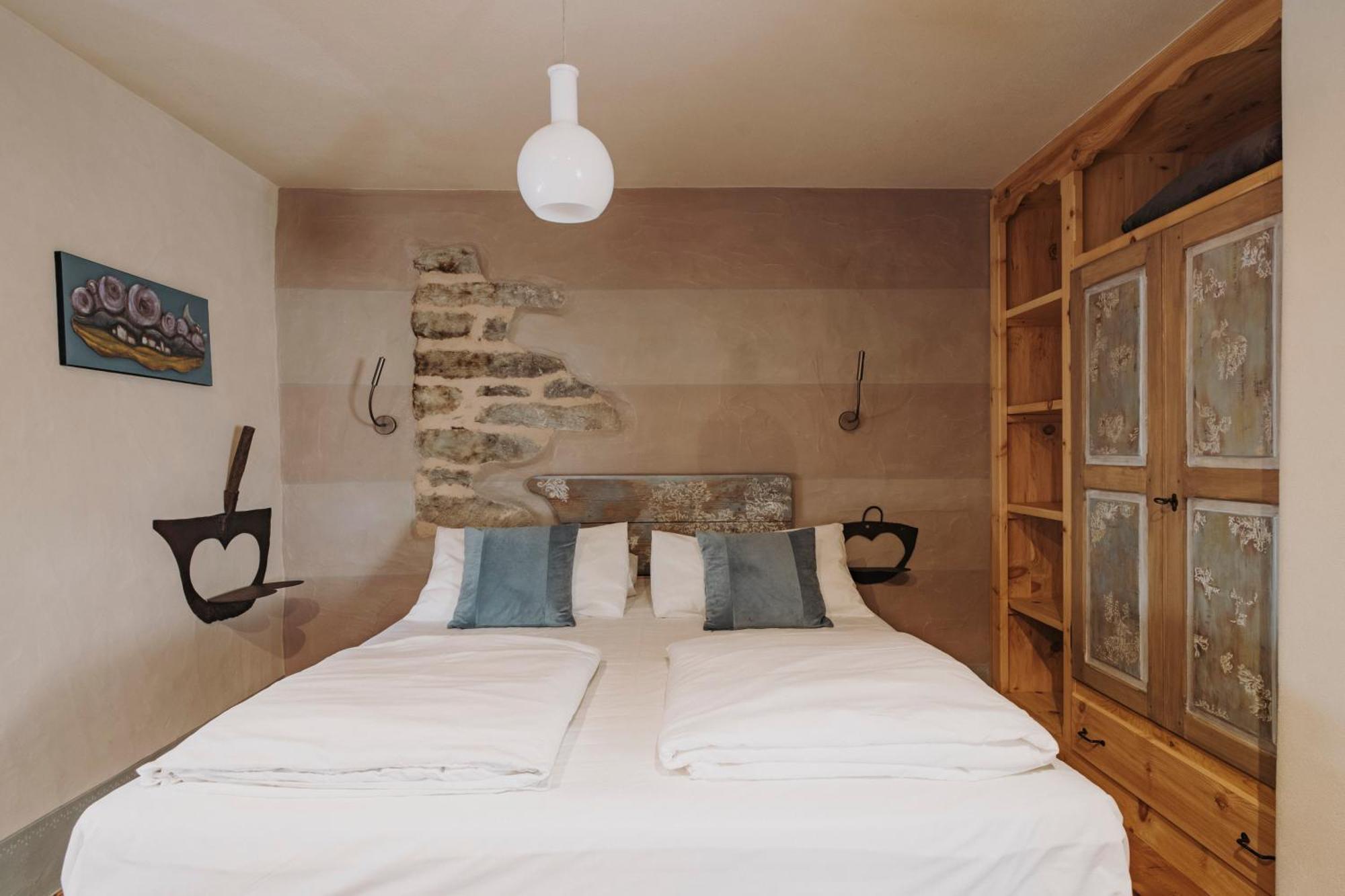 Au Coeur Du Village Chambres D'Hotes & Spa Arnad Ngoại thất bức ảnh