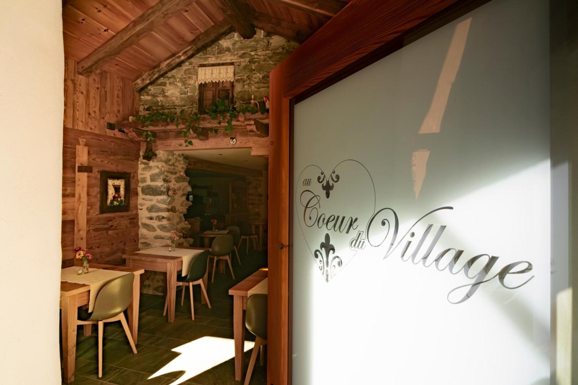 Au Coeur Du Village Chambres D'Hotes & Spa Arnad Ngoại thất bức ảnh